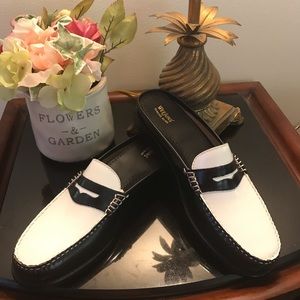 Bass Weejuns “Wynn” Mules